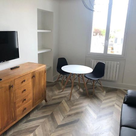 Superbe Appartement Independant En Centre Ville Vichy Bagian luar foto
